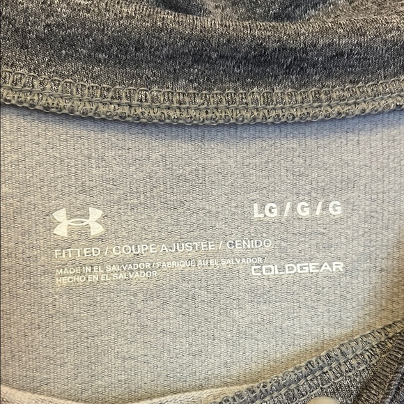 Under Armour Cold Gear Women's Gray Long Sleeve Tee - Picture 2 of 8